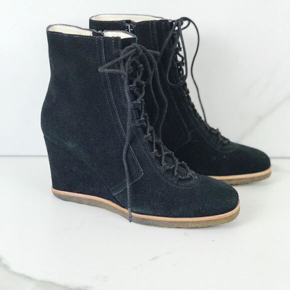 Bettye Muller Wander Suede Lace Up Wedge Boots 6.5 - Picture 2 of 8